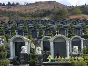 师宗公墓里常见的殡葬用品有哪些？应该如何使用？